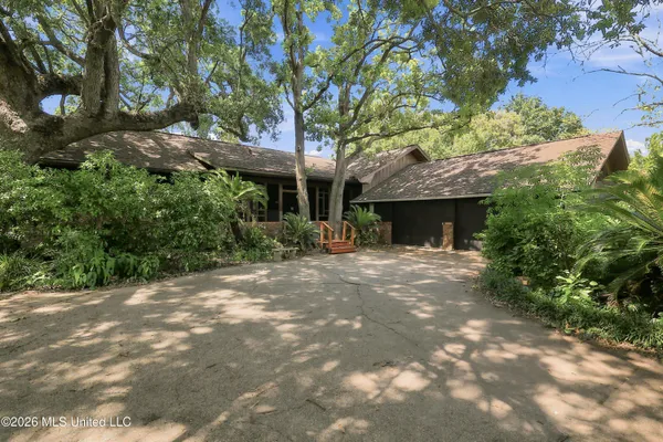 $290,000 | 1511 Pawnee Street, Pascagoula, MS 39581