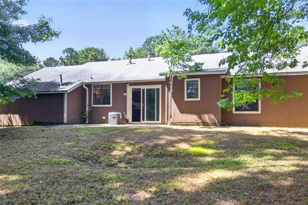 2414 Leslie Brook Drive Decatur, GA 30035 - Photo 2 of 22