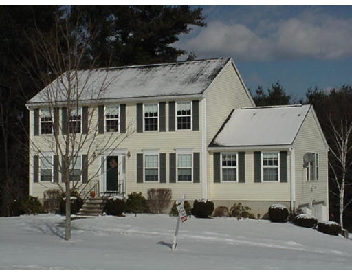 110 Turtle Hill Road Dracut, MA 01826 - Photo 1 of 11 Gallery Image 1