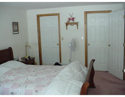 110 Turtle Hill Road Dracut, MA 01826 - Photo 11 of 11 Gallery Image 11