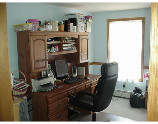 110 Turtle Hill Road Dracut, MA 01826 - Photo 4 of 11 Gallery Image 4