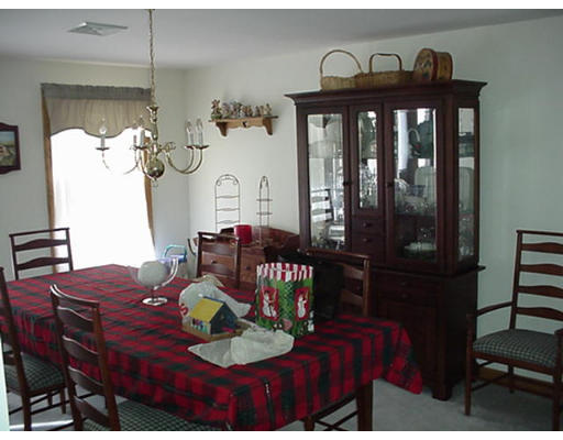 110 Turtle Hill Road Dracut, MA 01826 - Photo 7 of 11 Gallery Image 7