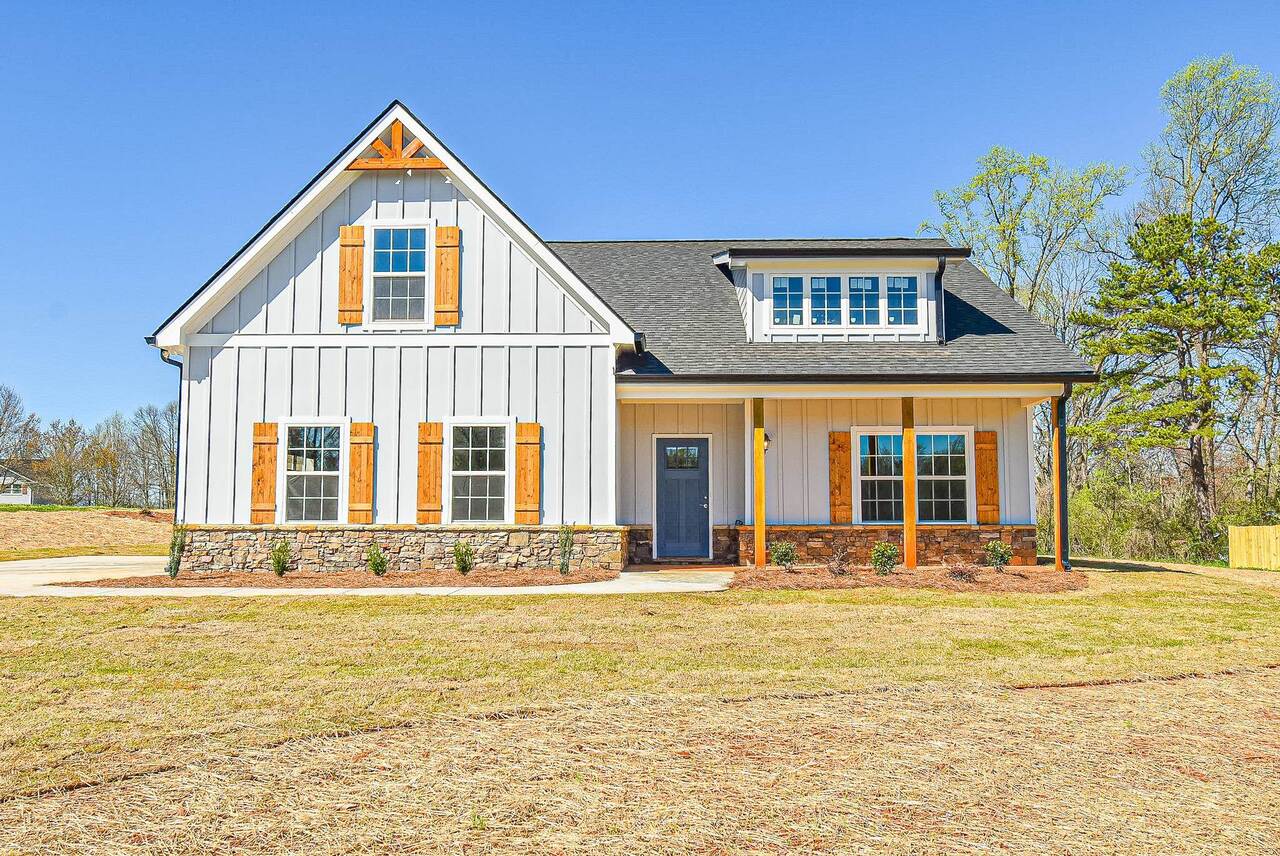 1272 Walters Road, Unit 5 Lavonia, GA 30553 - Photo 1 of 1 a view of a house with a swimming pool