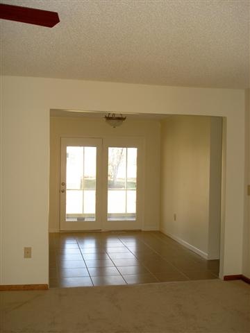 217 Surrey Lane Anderson, SC 29621 - Photo 3 of 23 Gallery Image 3