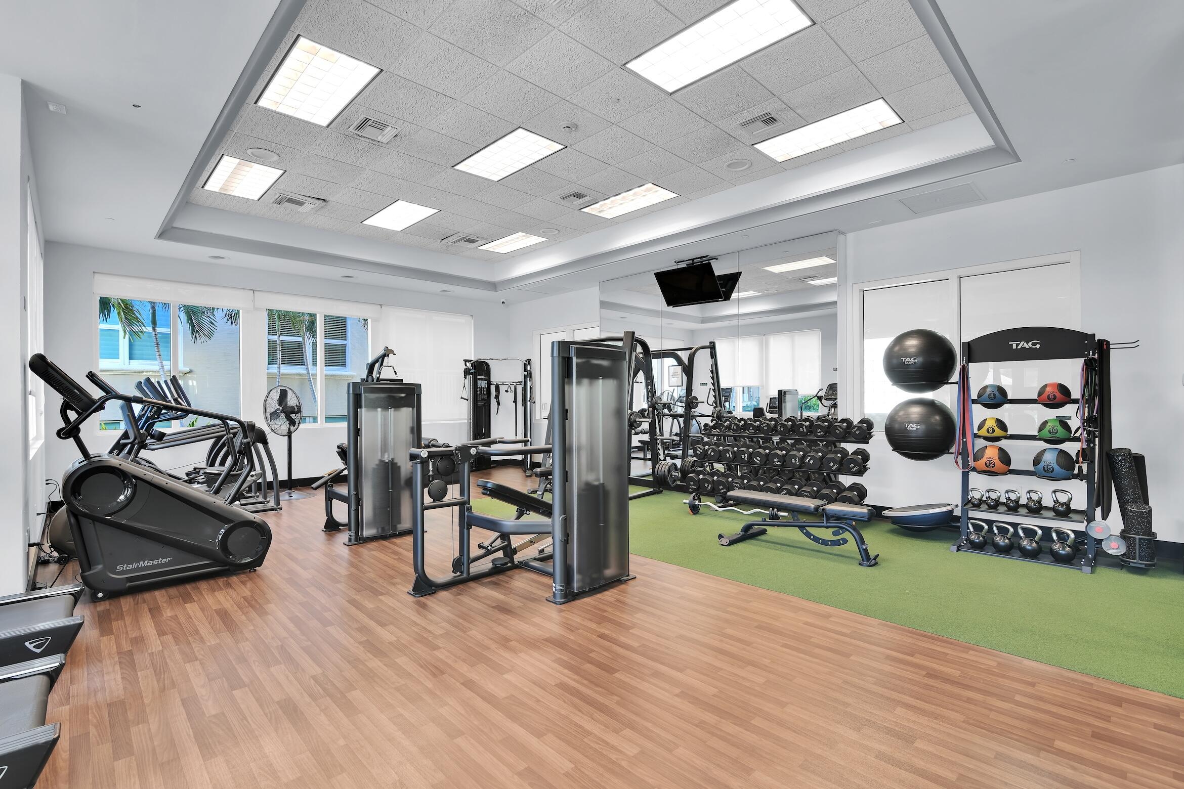 99 Southeast Mizner Boulevard, Unit 714 Boca Raton, FL 33432 - Photo 18 of 25 gym