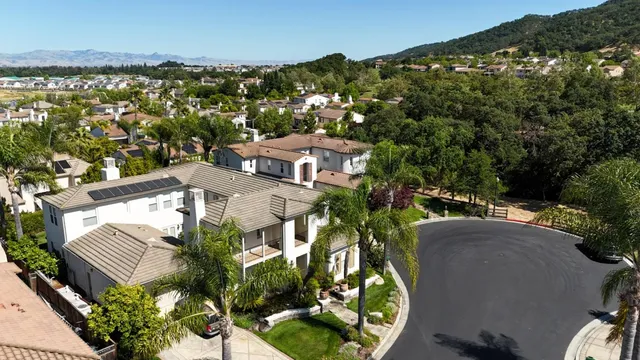 $1,975,000 | 7466 Dunbar Court, Gilroy, CA 95020