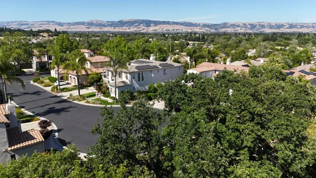 $1,975,000 | 7466 Dunbar Court, Gilroy, CA 95020