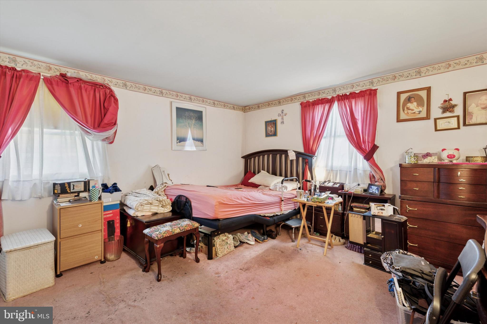 699 Springdell Road King of Prussia, PA 19406 - Photo 11 of 18 Primary Bedroom