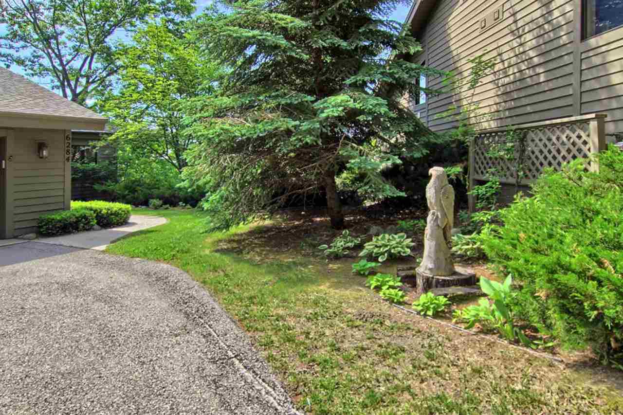 6284 Red Fox Run Traverse City, MI 49686 - Photo 35 of 36 1848837-34.JPG