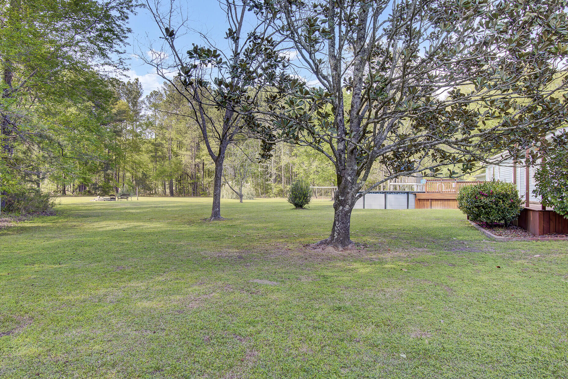 337 Washington Town Road Summerville, SC 29486 - Photo 15 of 49 26_26_mls