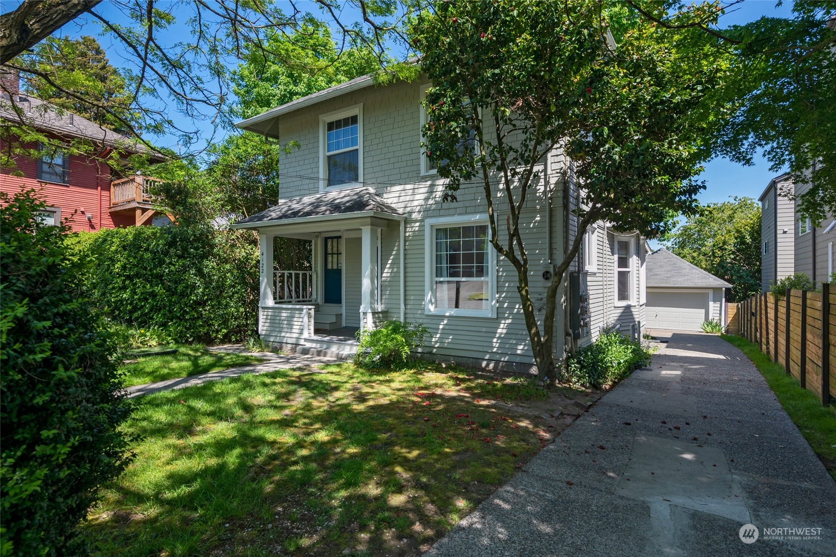 4122 Whitman Avenue North Seattle, WA 98103 - Photo 26 of 28