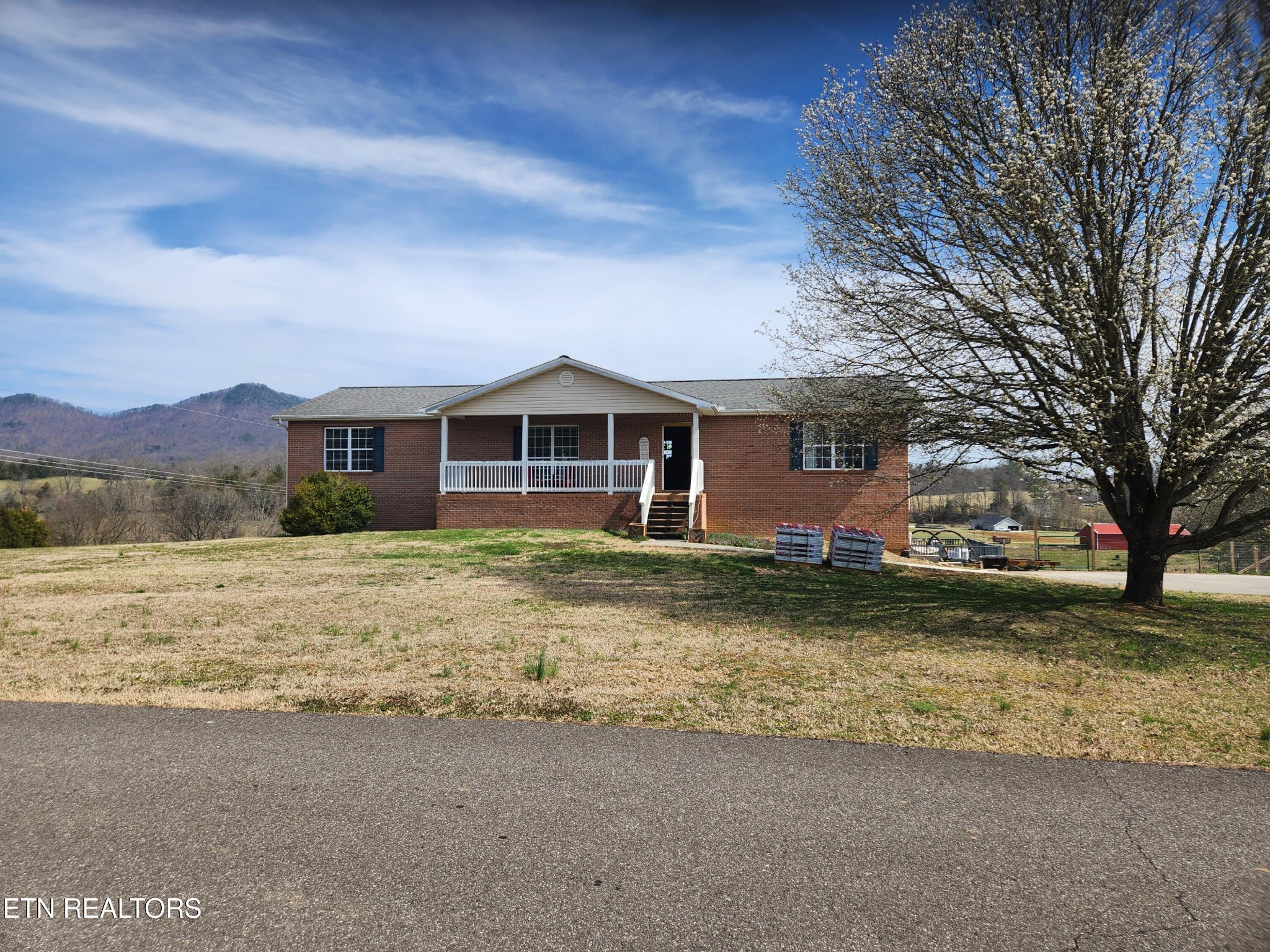 7545 Longmire Road Luttrell, TN 37779 - Photo 1 of 41 Gallery Image 1