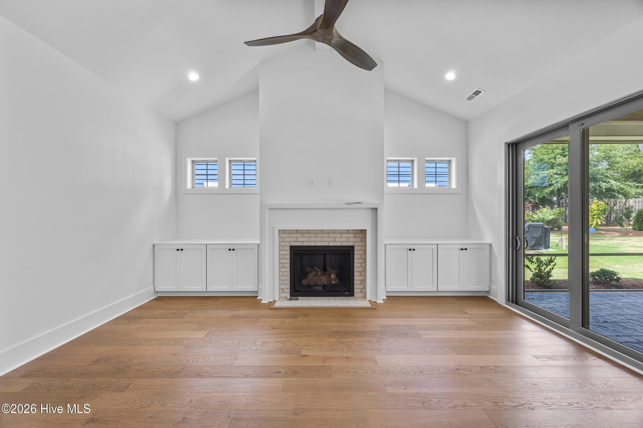 1213 Rockhill Road Castle Hayne, NC 28429 - Photo 21 of 64 21_living room