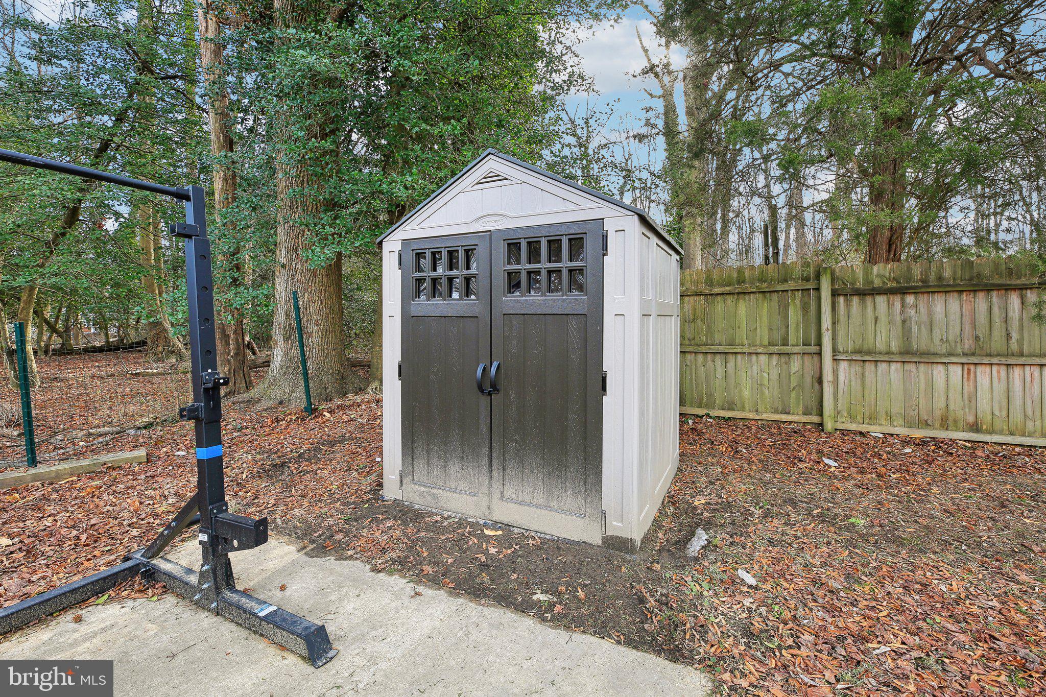 1841 Chesapeake Road Pasadena, MD 21122 - Photo 33 of 42 Gallery Image 33