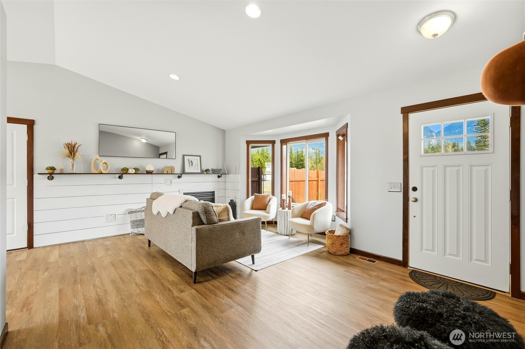 108 Leroy Road Gold Bar, WA 98251 - Photo 7 of 35