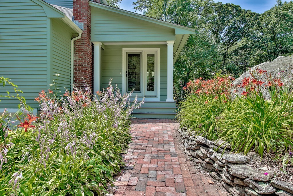 56 Woodside Road Harvard, MA 01451 - Photo 6 of 30