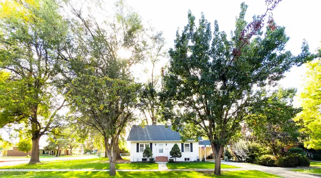 $429,900 | 1922 Everett Street, Caldwell, ID 83605