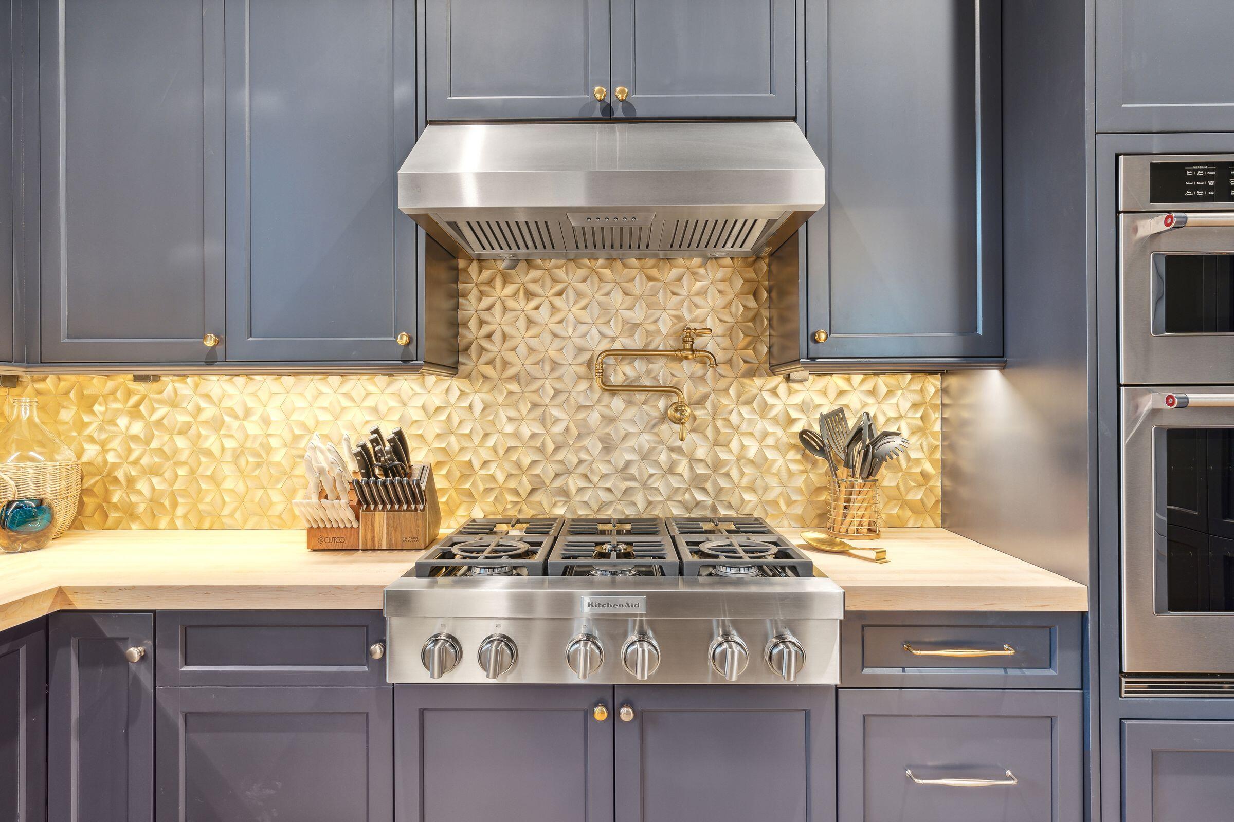 2 Falcon Point Road Kiawah Island, SC 29455 - Photo 21 of 66 Dirty Kitchen Gas Range