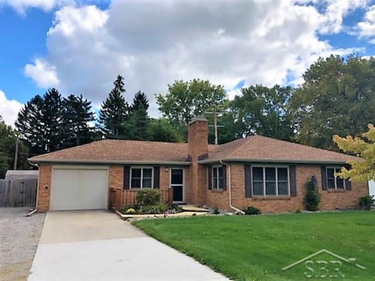 1632 North Center Road Saginaw, MI 48638 - Photo 1 of 15 50025643.JPG