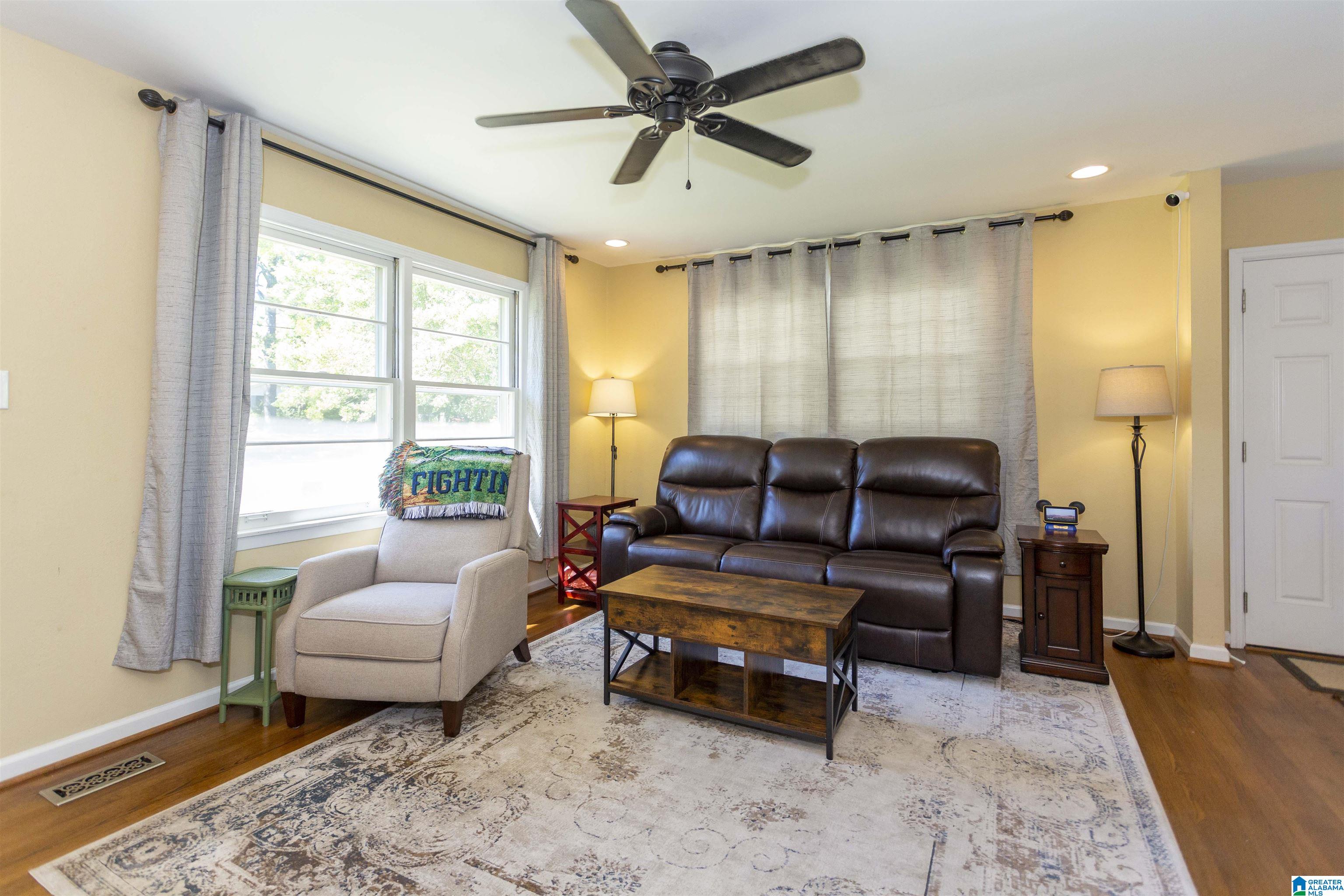105 Stoneview Road Birmingham, AL 35210 - Photo 3 of 27
