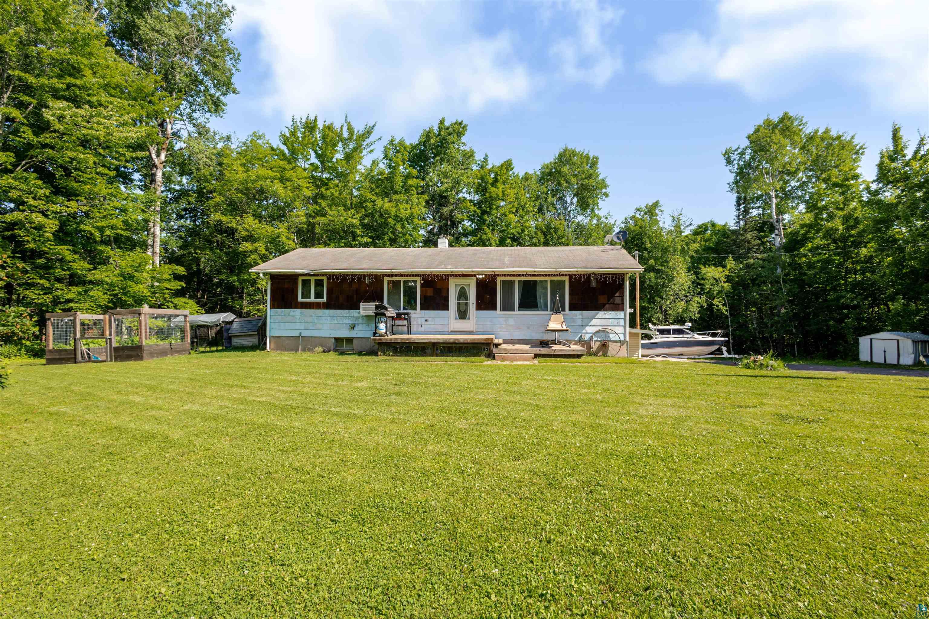 5539 South Darrow Road Superior, WI 54880 - Photo 3 of 19