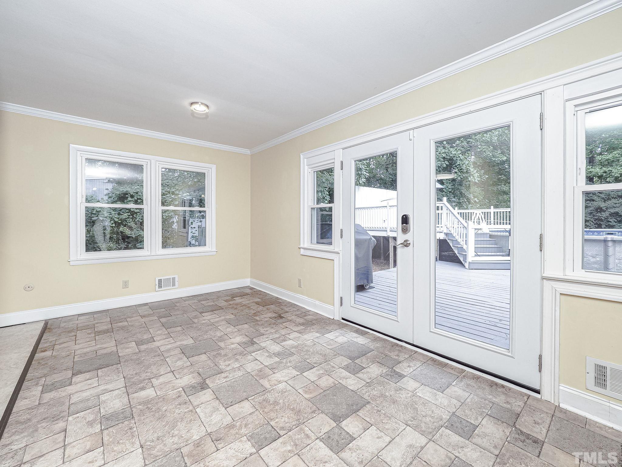 1314 Trinity Circle Raleigh, NC 27607 - Photo 19 of 33 a view of empty room with front door