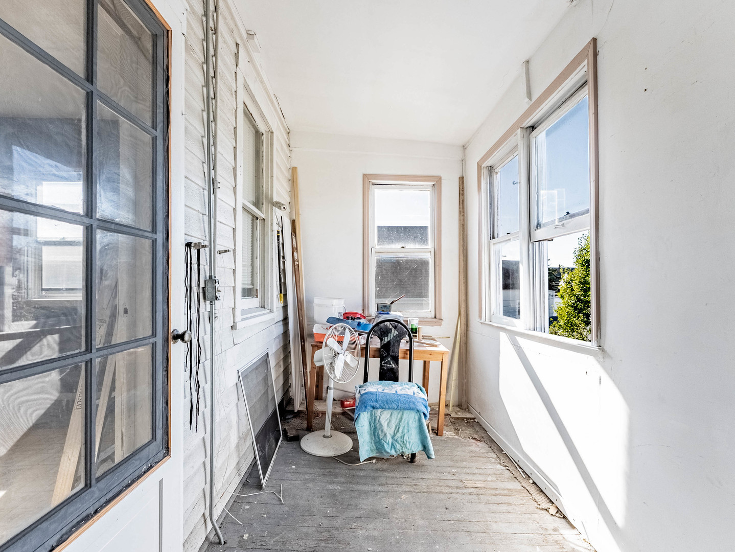 3244 North Drake Avenue Chicago, IL 60618 - Photo 13 of 37 a dining room with furniture and a potted plant