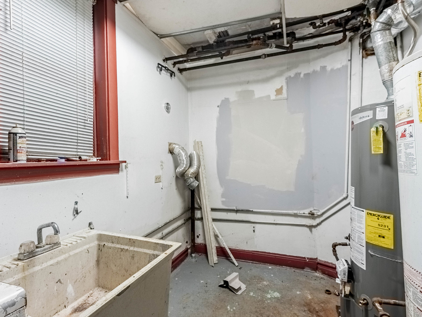 3244 North Drake Avenue Chicago, IL 60618 - Photo 31 of 37 a bathroom with a tub and a sink