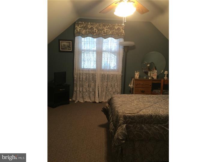 222 Paddock Way Delran, NJ 08075 - Photo 22 of 25 Bedroom 3