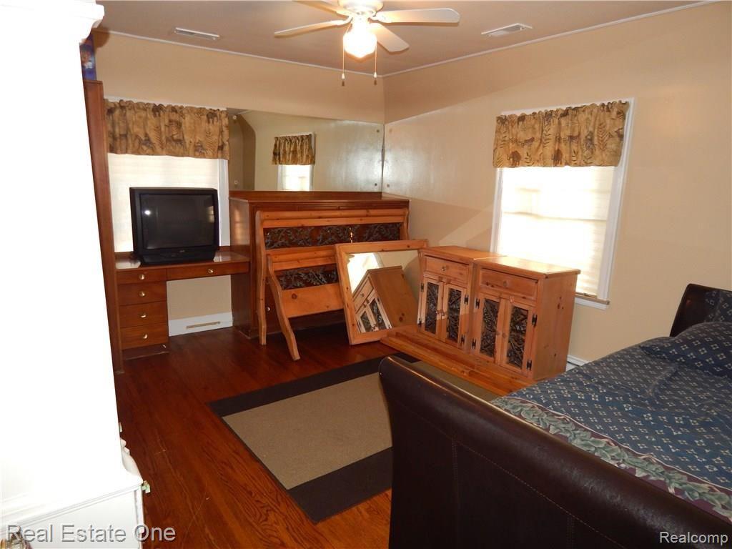 19265 Canterbury Road Detroit, MI 48221 - Photo 21 of 41 4th bedroom