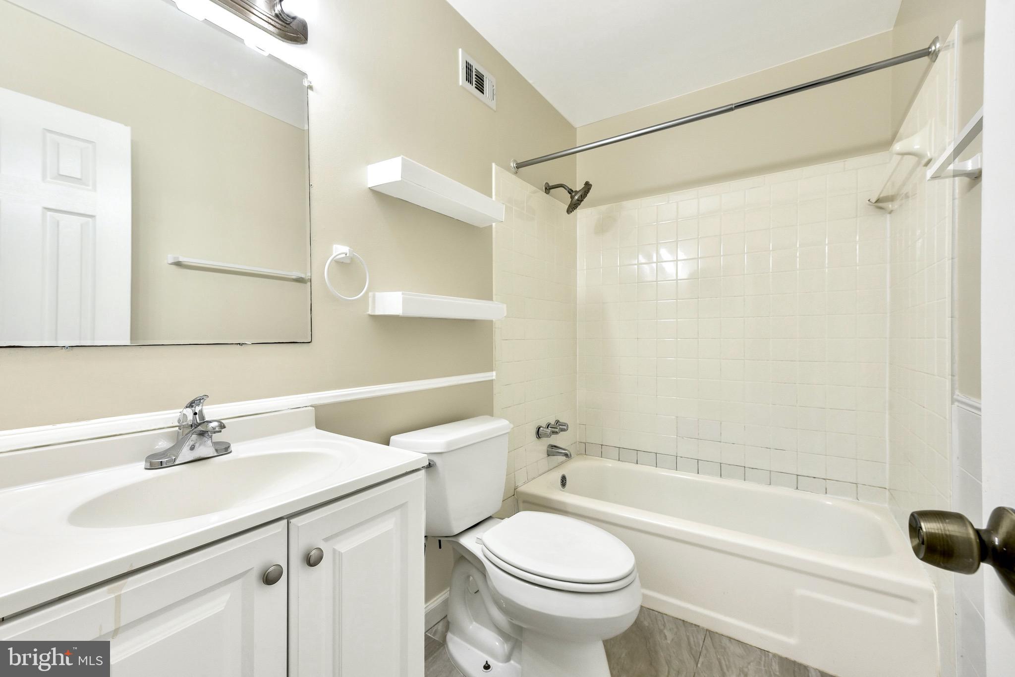 2211 Lofty Heights Place Reston, VA 20191 - Photo 11 of 27