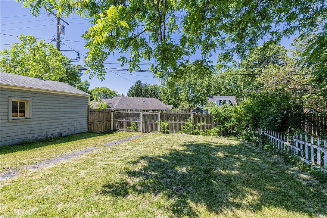 1915 South Avenue Rochester, NY 14620 - Photo 21 of 23
