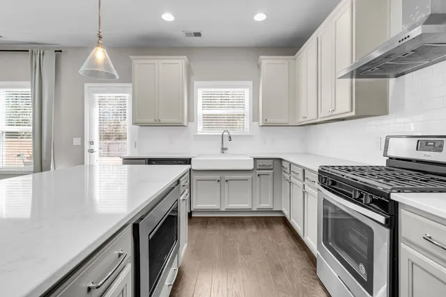 $3,500 | 1624 Shady Pine Road, Charleston, SC 29414