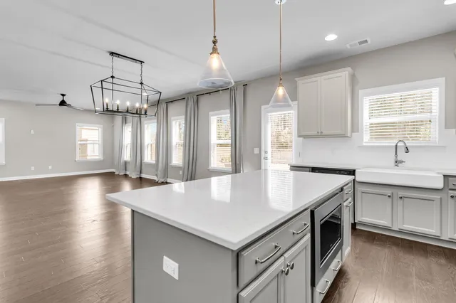 $3,500 | 1624 Shady Pine Road, Charleston, SC 29414