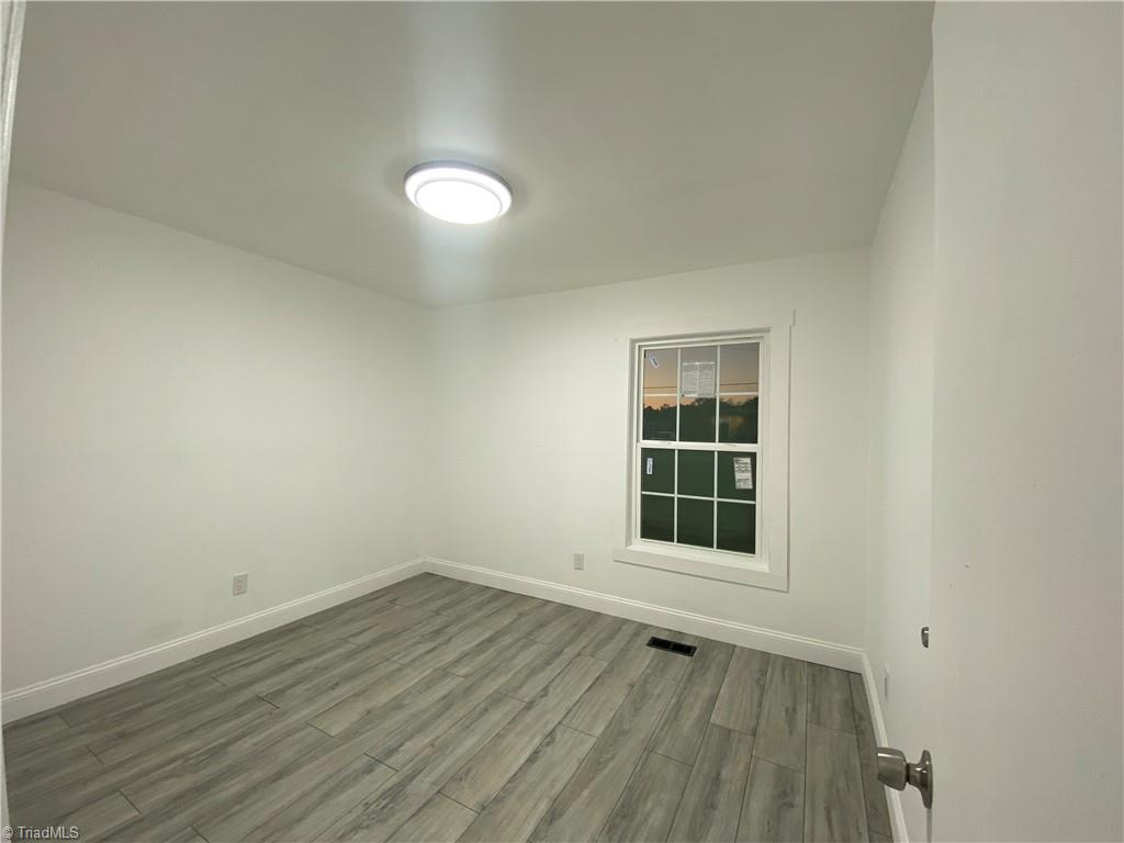 2467 Old Poole Road Kinston, NC 28504 - Photo 13 of 22