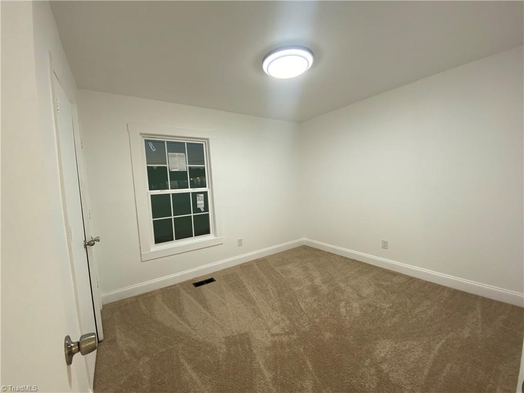 2467 Old Poole Road Kinston, NC 28504 - Photo 14 of 22