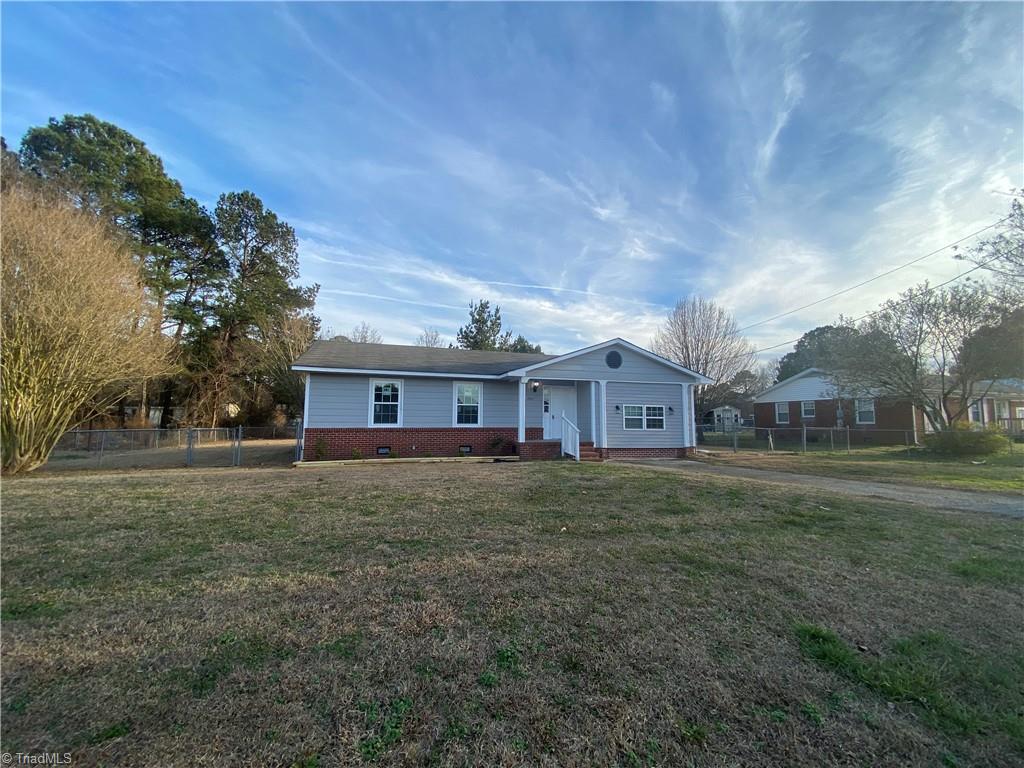 2467 Old Poole Road Kinston, NC 28504 - Photo 2 of 22