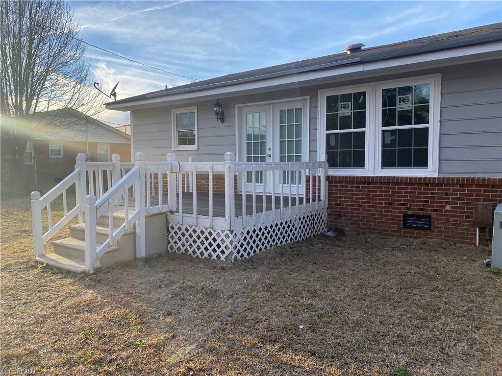 2467 Old Poole Road Kinston, NC 28504 - Photo 4 of 22