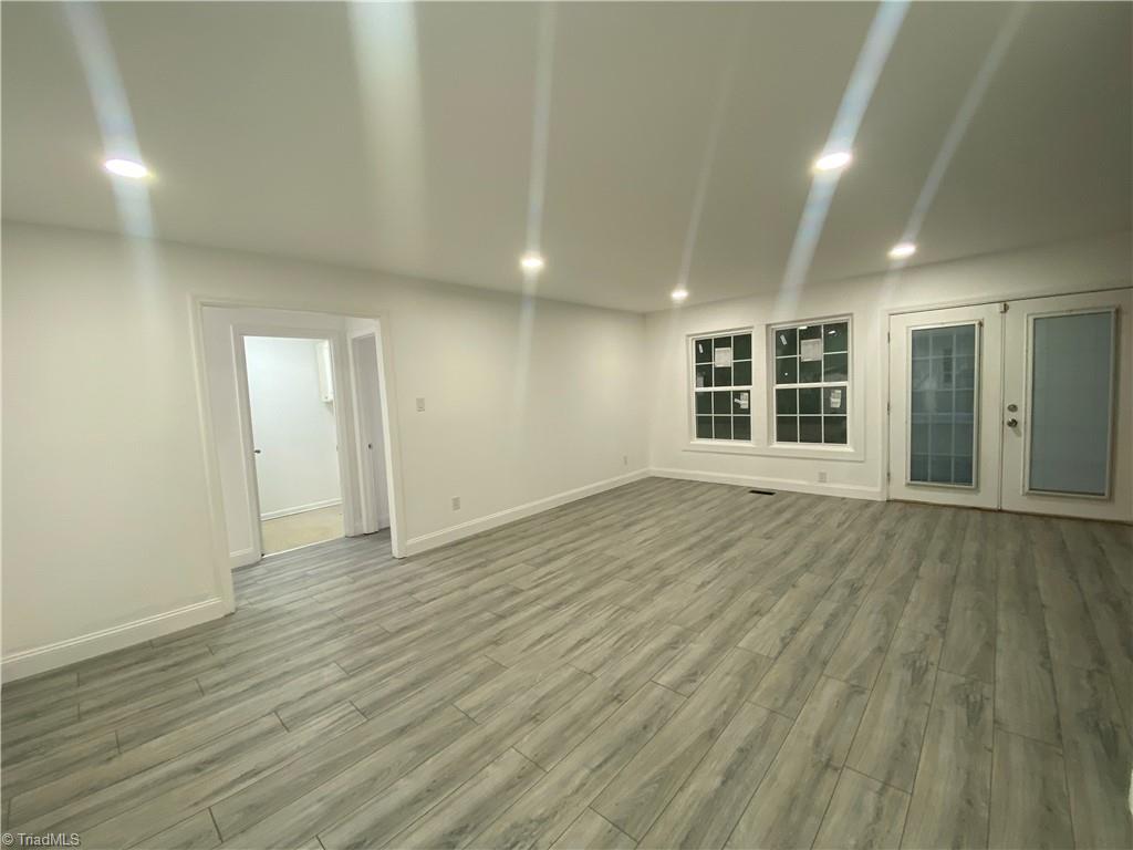 2467 Old Poole Road Kinston, NC 28504 - Photo 10 of 22
