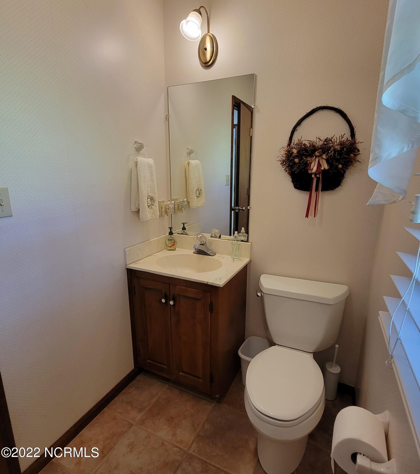 122 Cyrus Pollard Road Newport, NC 28570 - Photo 22 of 53 Half Bath