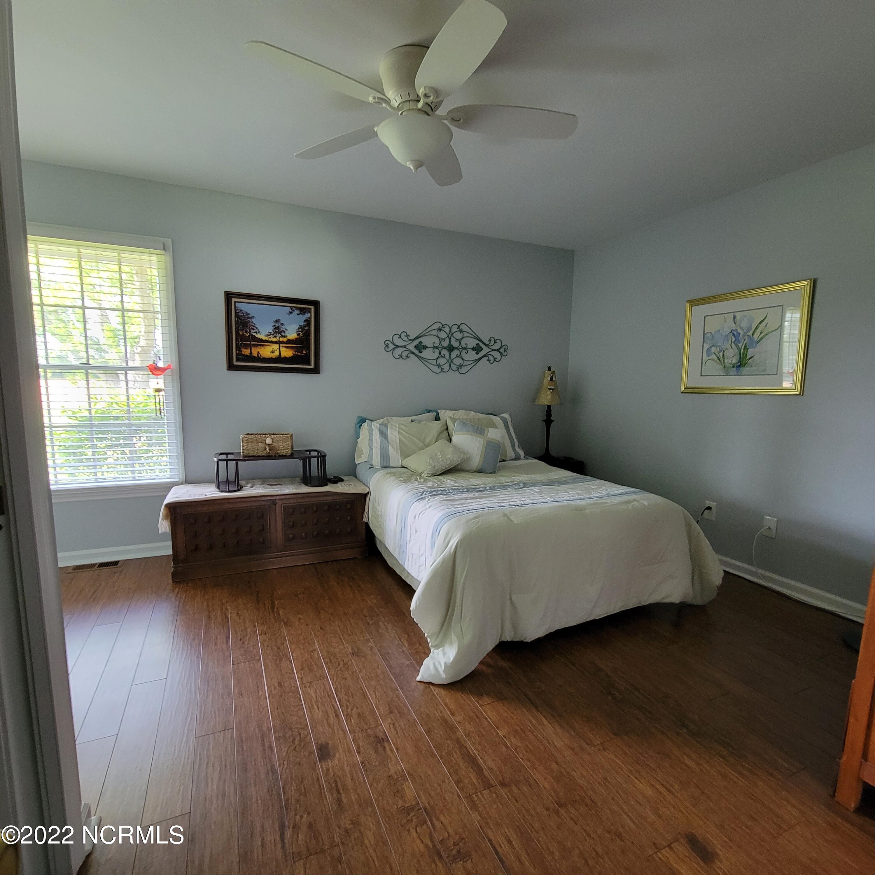 122 Cyrus Pollard Road Newport, NC 28570 - Photo 23 of 53 Bedroom with en suite bath