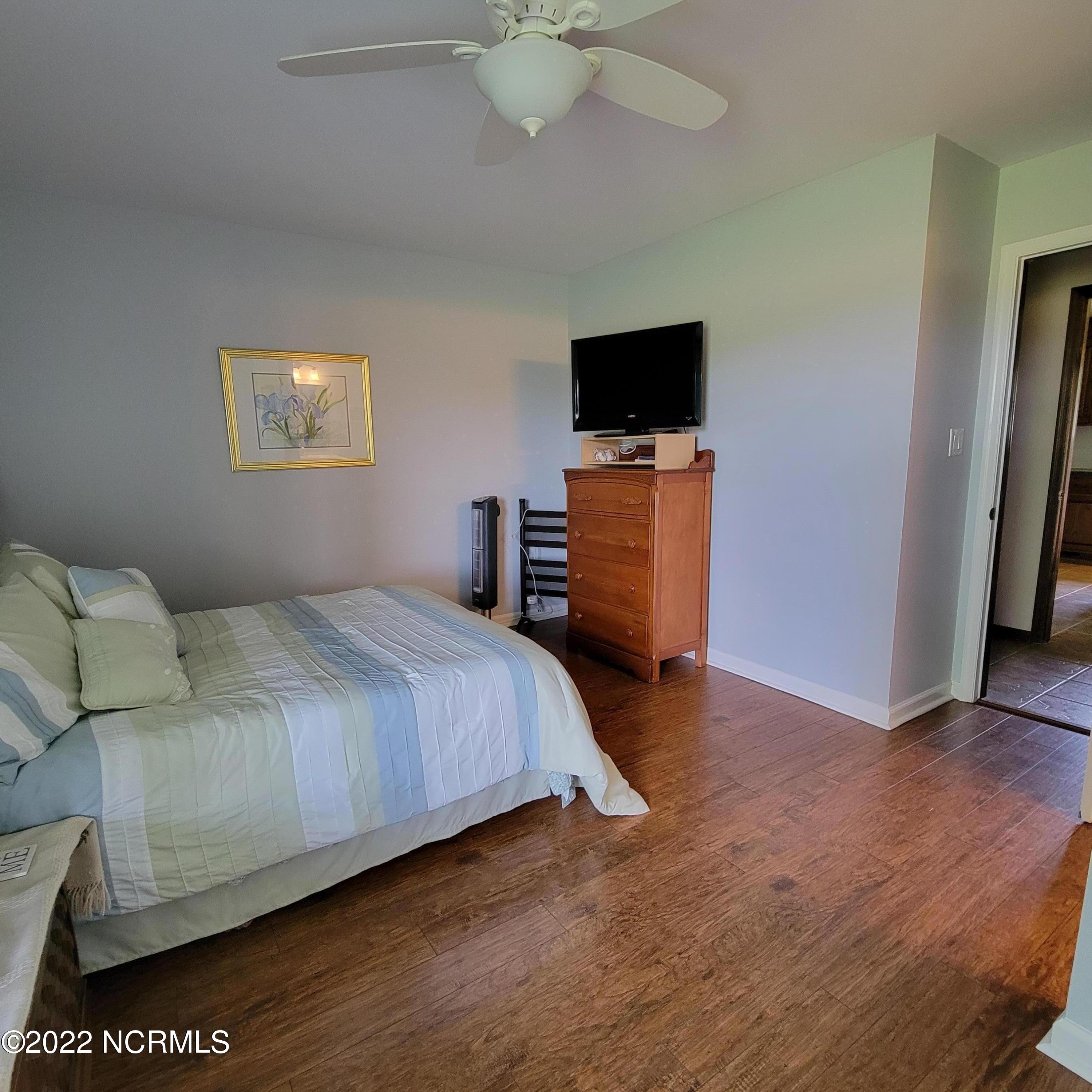 122 Cyrus Pollard Road Newport, NC 28570 - Photo 25 of 53 Bedroom with en suite bath