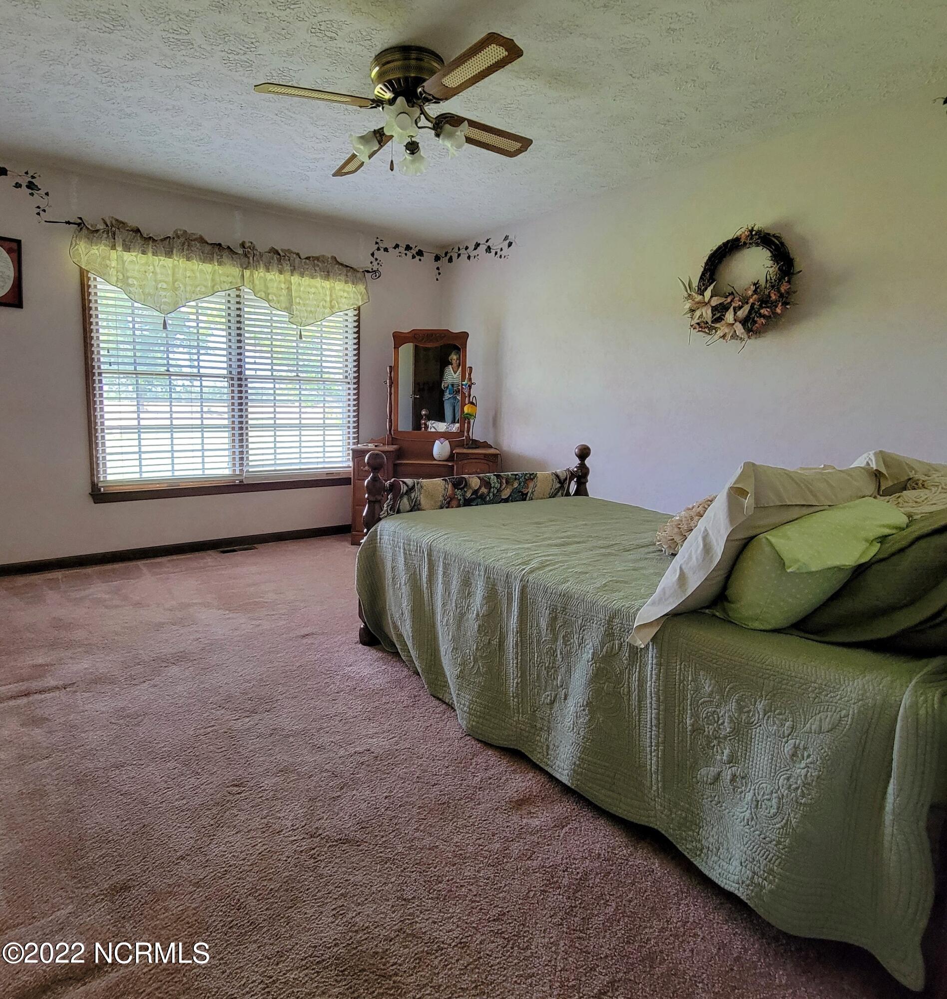122 Cyrus Pollard Road Newport, NC 28570 - Photo 29 of 53 Bedroom 2