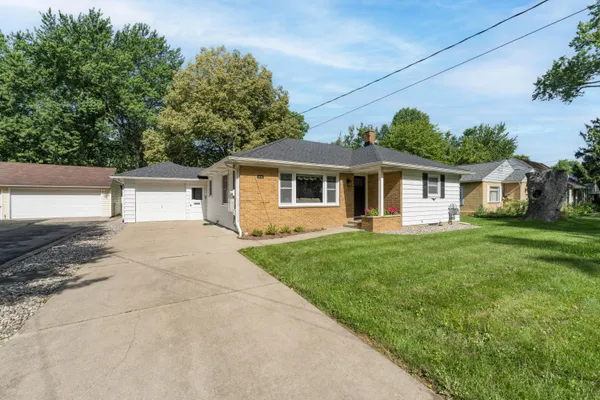 $255,000 | 1131 Coolidge Avenue, Kalamazoo, MI 49006