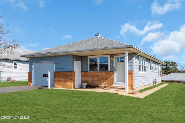 $285,000 | 18 St David Drive, Toms River, NJ 08757