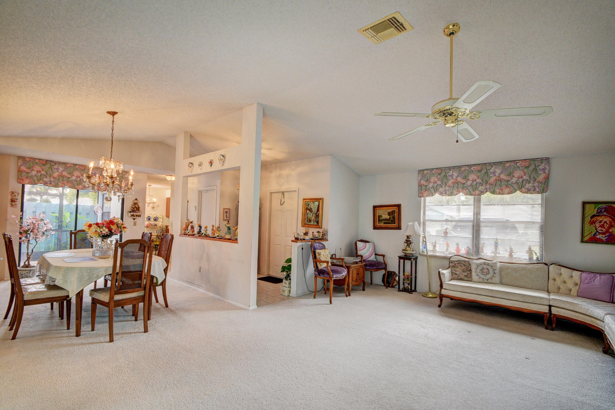 9175 Southwest 20th Street, Unit E Boca Raton, FL 33428 - Photo 5 of 26 DSC_8126_27_28_29_30
