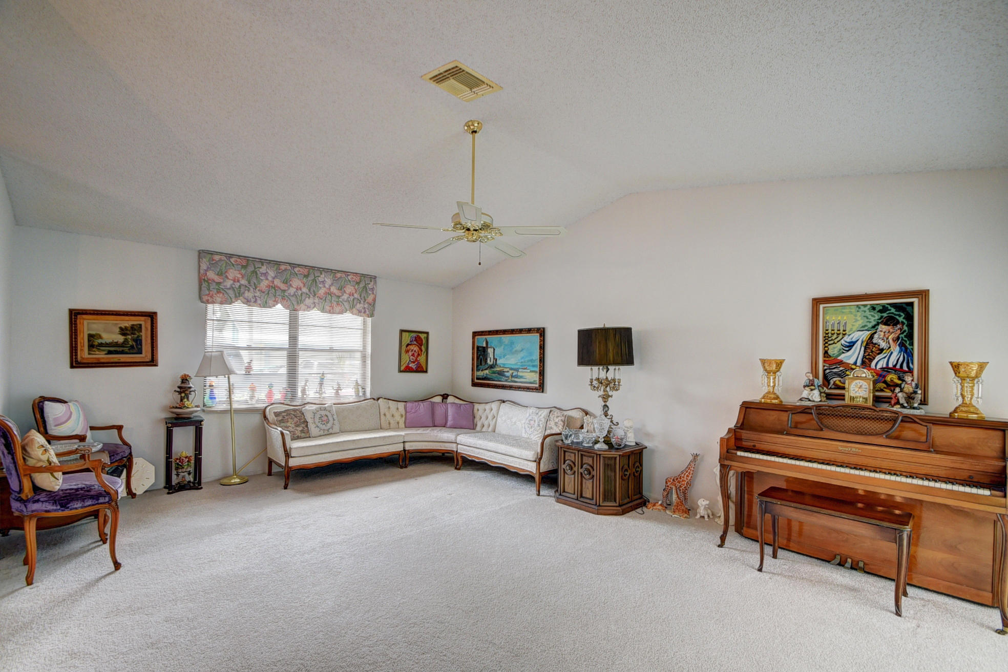 9175 Southwest 20th Street, Unit E Boca Raton, FL 33428 - Photo 6 of 26 DSC_8131_2_3_4_5
