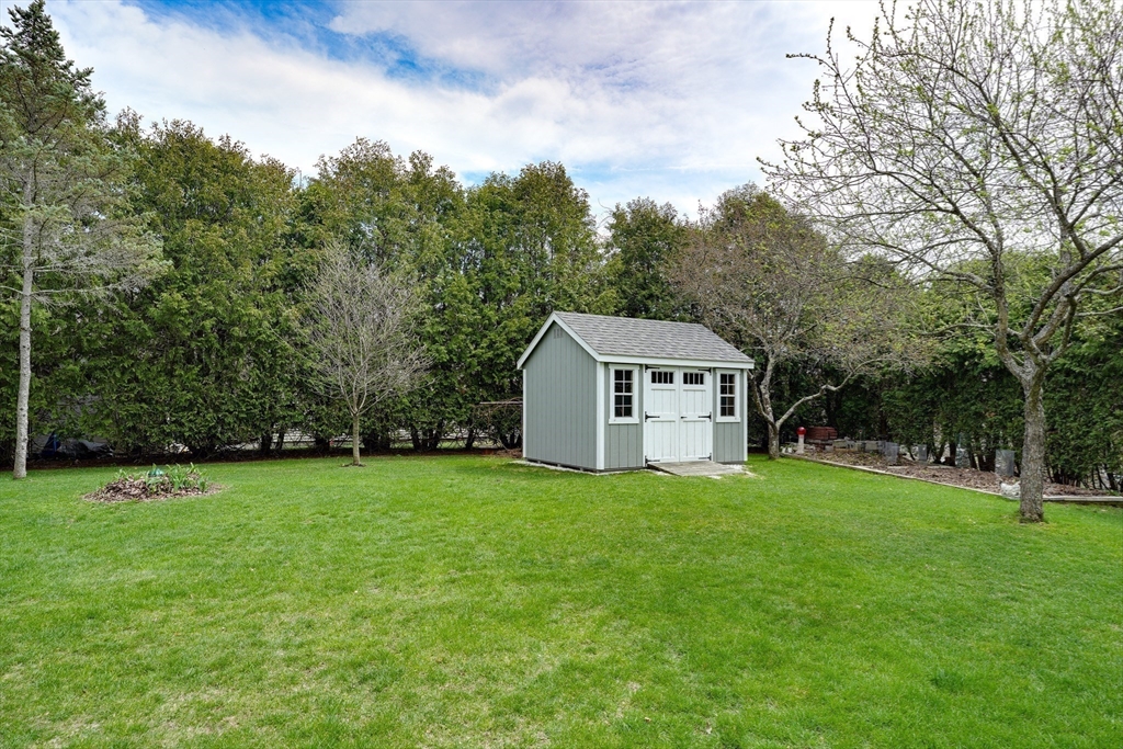 2 Fitzpatrick Road Grafton, MA 01519 - Photo 36 of 40