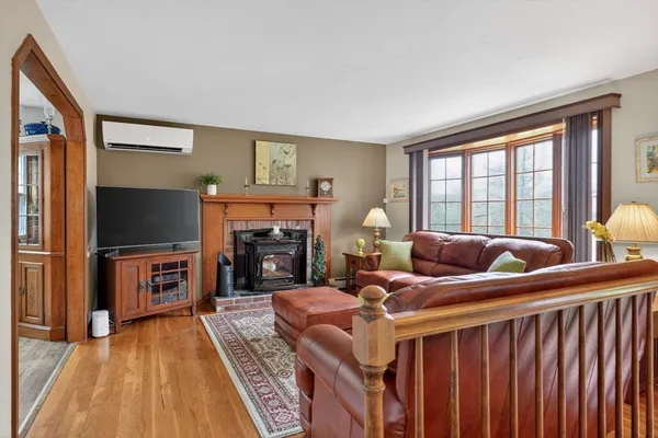 $615,000 | 2 Fitzpatrick Road, Grafton, MA 01519