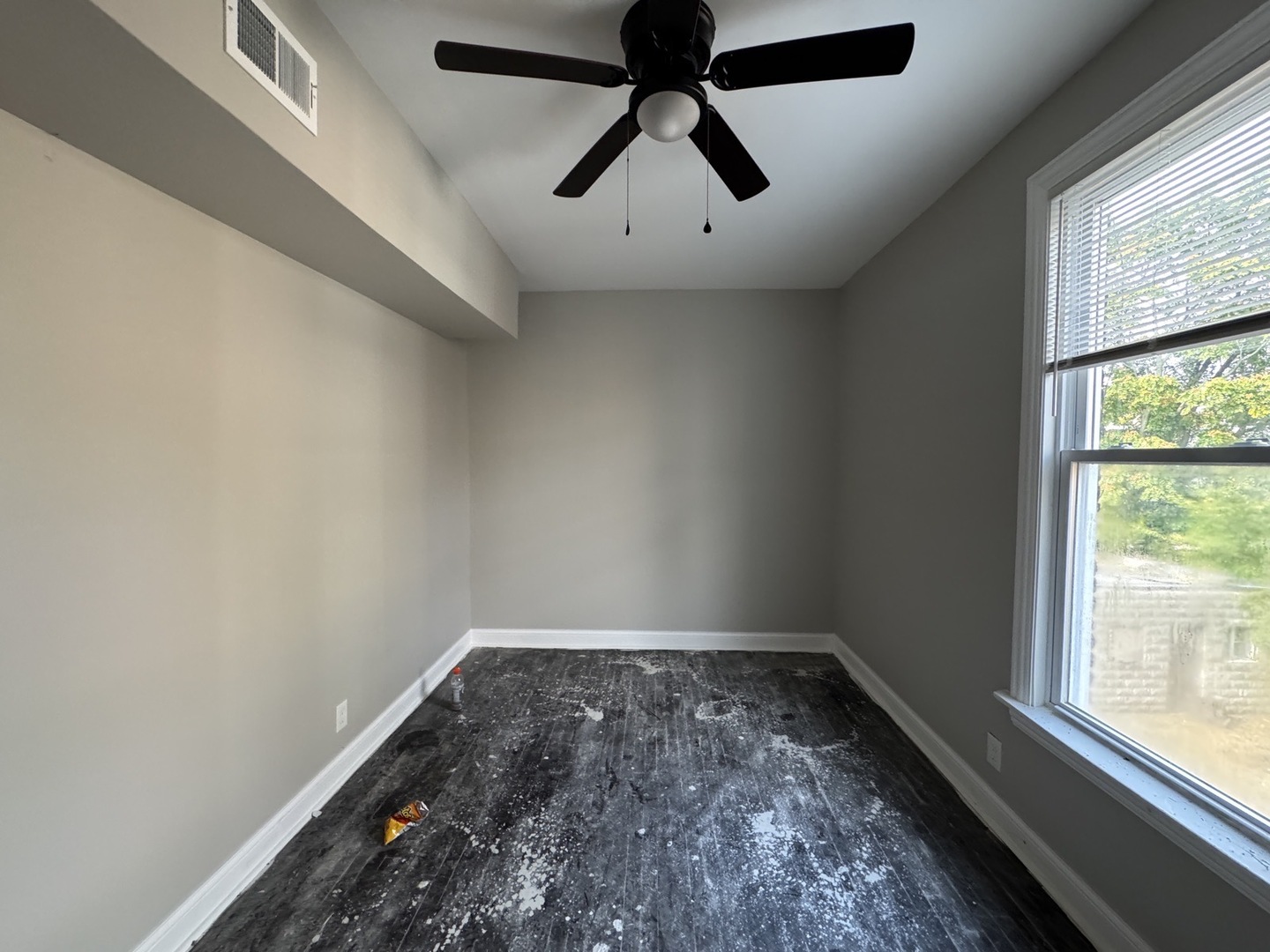 7352 South Lowe Avenue Chicago, IL 60621 - Photo 5 of 10